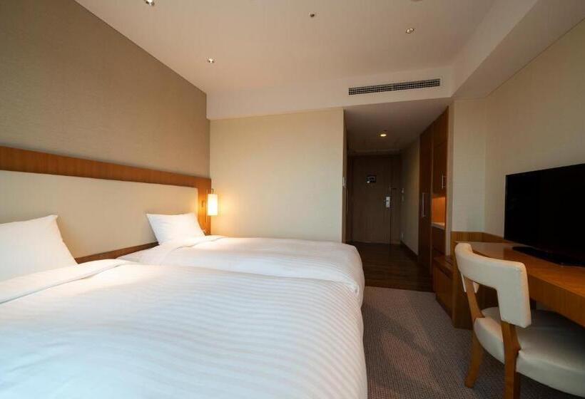 标准间, Associa Shin Yokohama