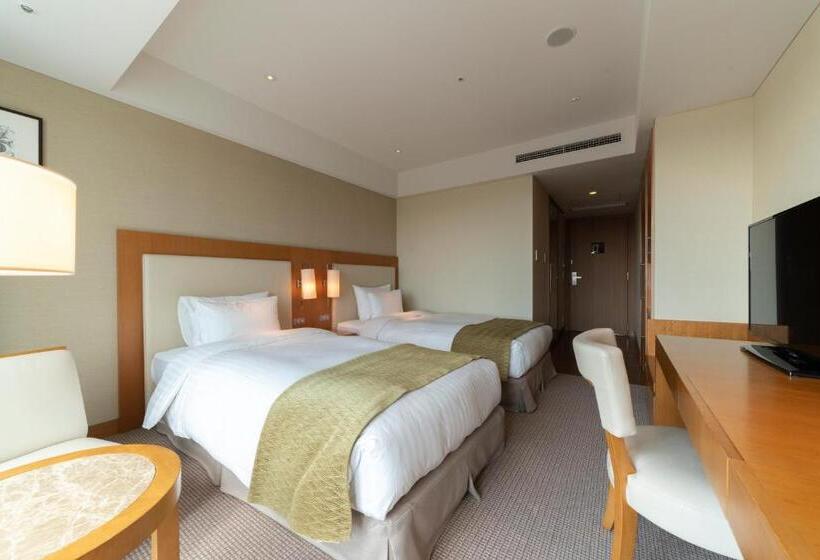 Номер Economy, Associa Shin Yokohama