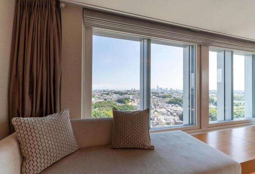 行政房间, Associa Shin Yokohama