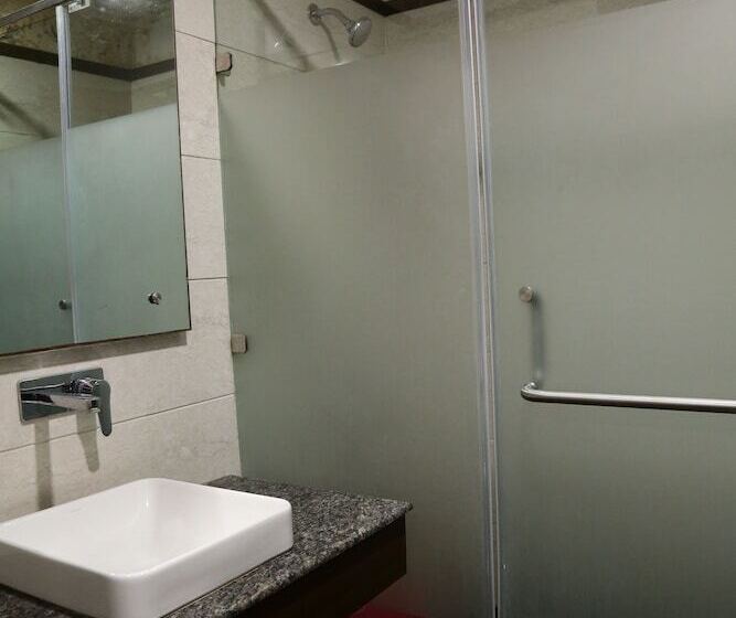 اتاق سوپریور, Bhoomi Residency