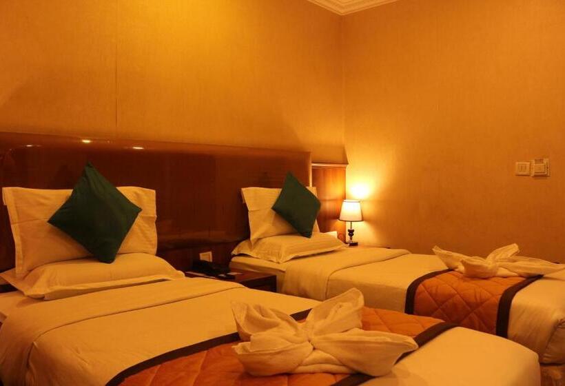 Deluxe Room, Noor Empire International Kormangala