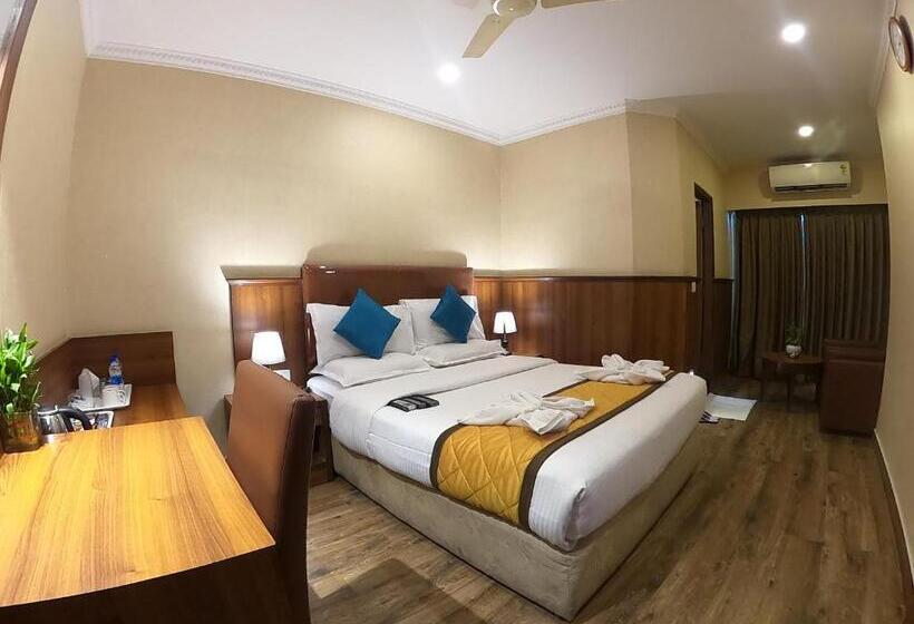 Deluxe Room, Noor Empire International Kormangala