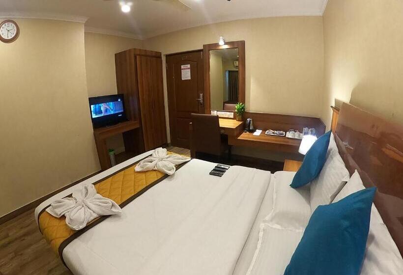 Deluxe Room, Noor Empire International Kormangala