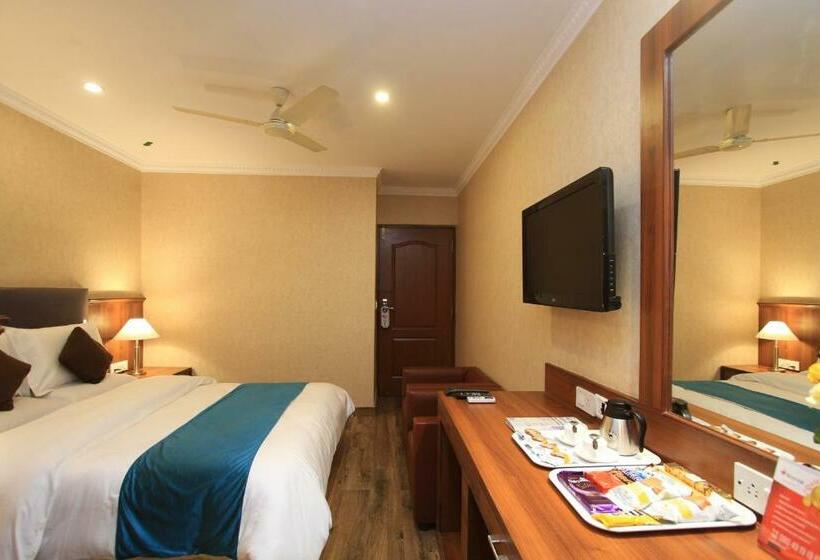 Deluxe Room, Noor Empire International Kormangala