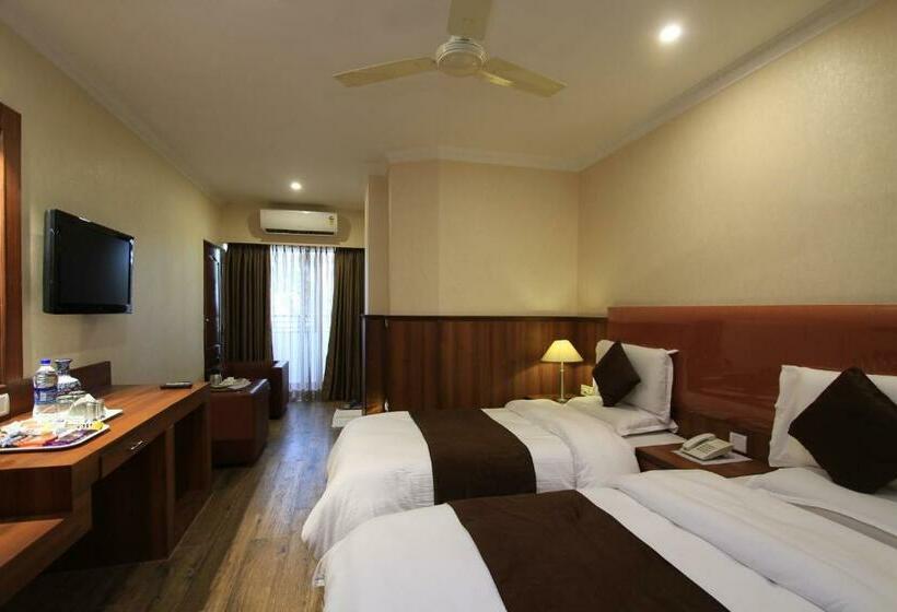 Deluxe Room, Noor Empire International Kormangala