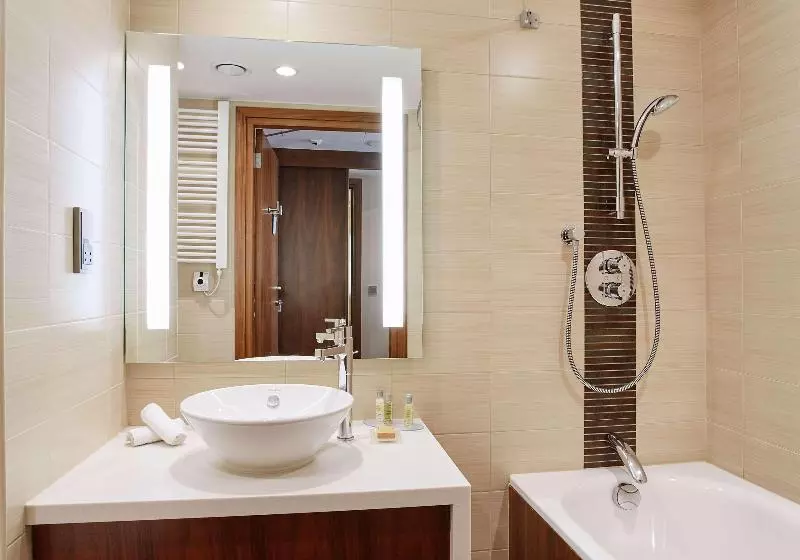キングサイズベッドのスタンダードルーム, Hilton Garden Inn Rzeszow
