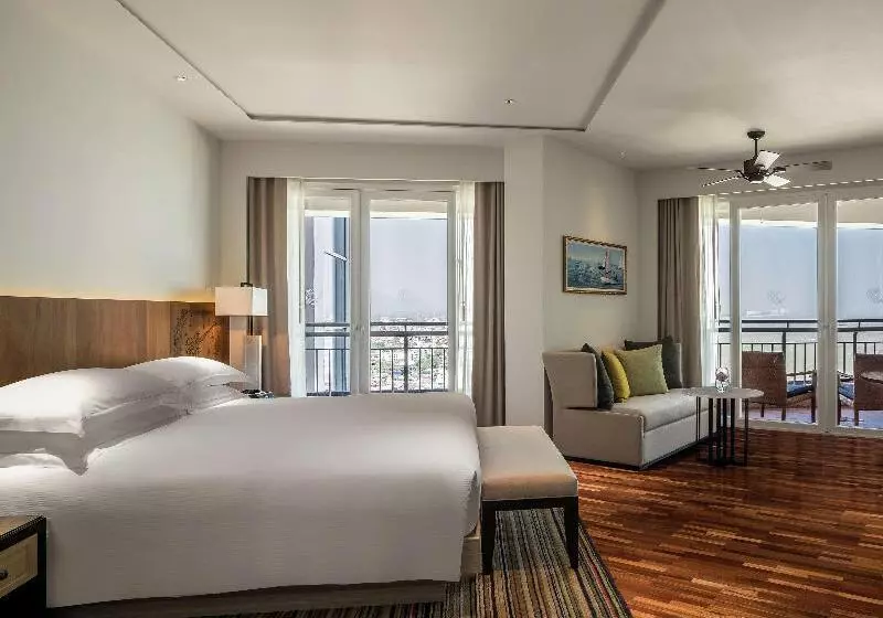 キングサイズベッドのスイートルーム, Holiday Inn Express   Plymouth, An Ihg