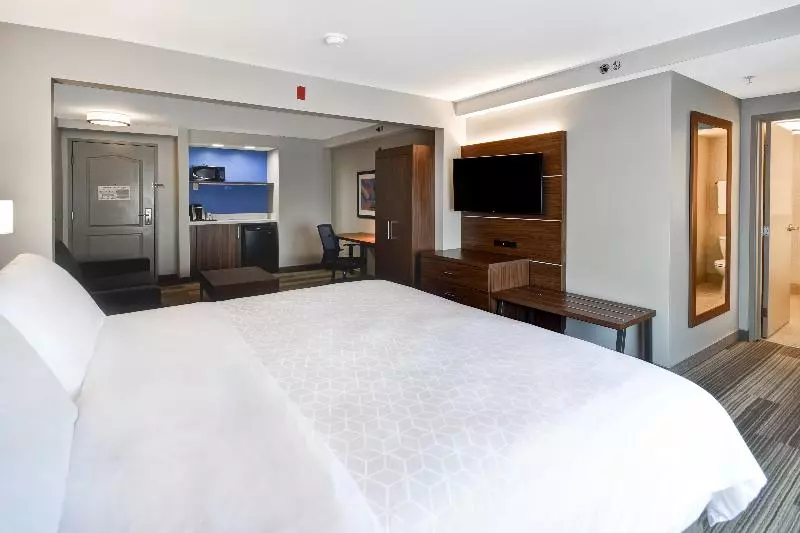 キングサイズベッドのスタンダードルーム, Holiday Inn Express   Plymouth, An Ihg