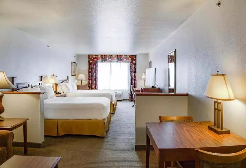 スイート, Holiday Inn Express & Suites Jacksonville, An Ihg