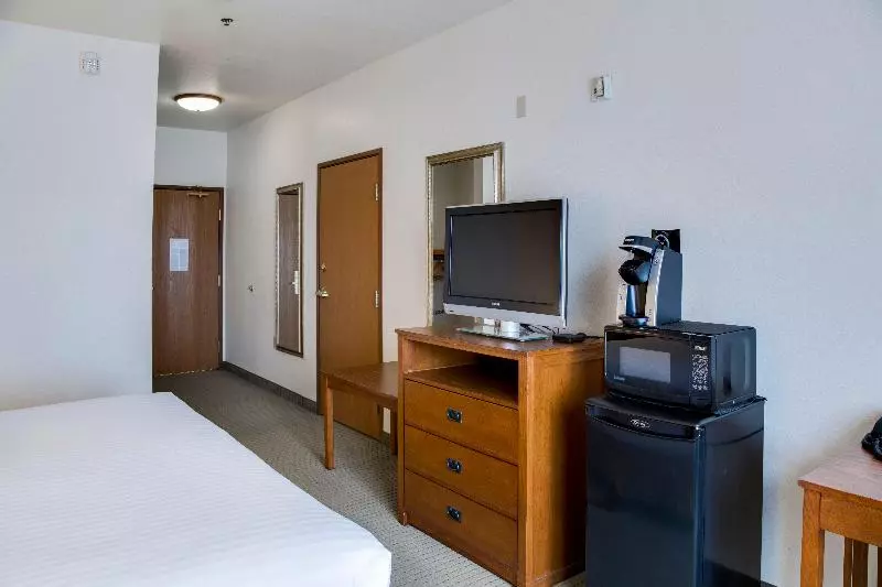 キングサイズベッドのスタンダードルーム, Holiday Inn Express & Suites Jacksonville, An Ihg