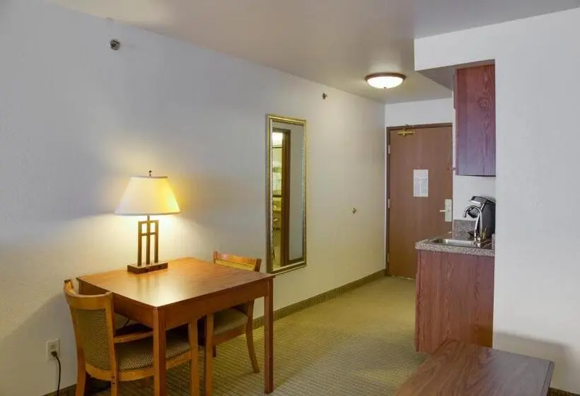 キングサイズベッドのスイートルーム, Holiday Inn Express & Suites Jacksonville, An Ihg