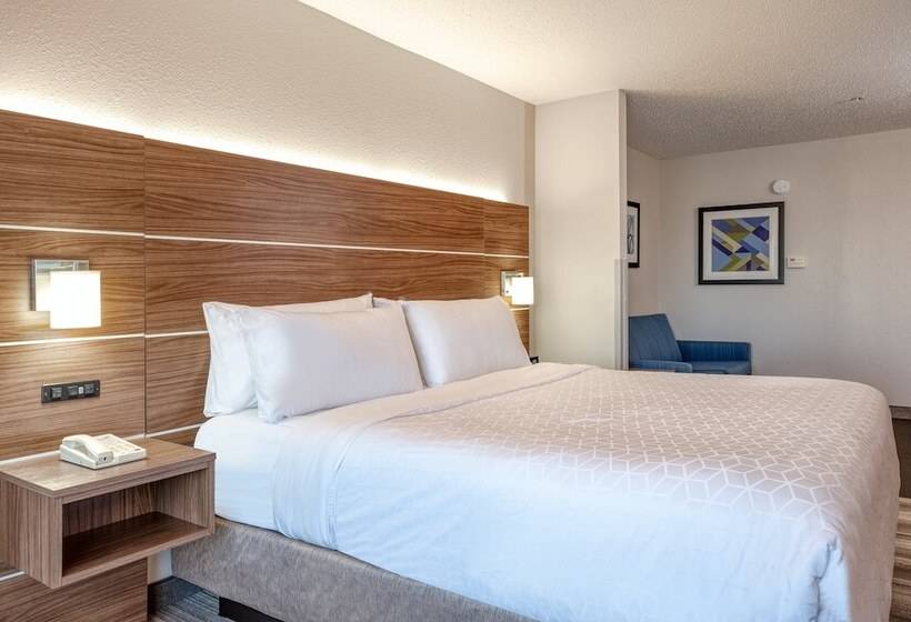 סוויטה, Holiday Inn Express & Suites Vandalia, An Ihg