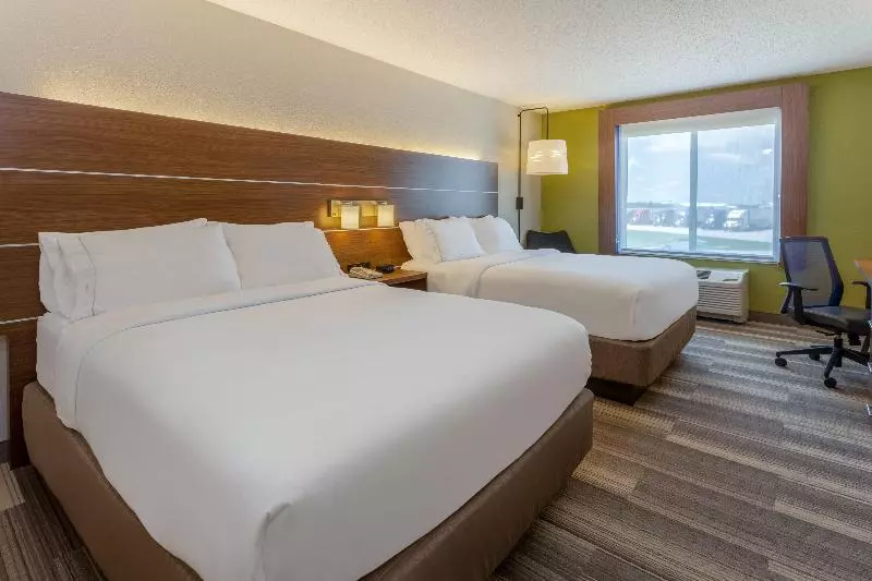 Standard-invahuone Queen-vuode, Holiday Inn Express & Suites Vandalia, An Ihg