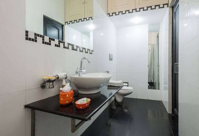 Номер Superior, Home@f37 Kailash Colony Metro