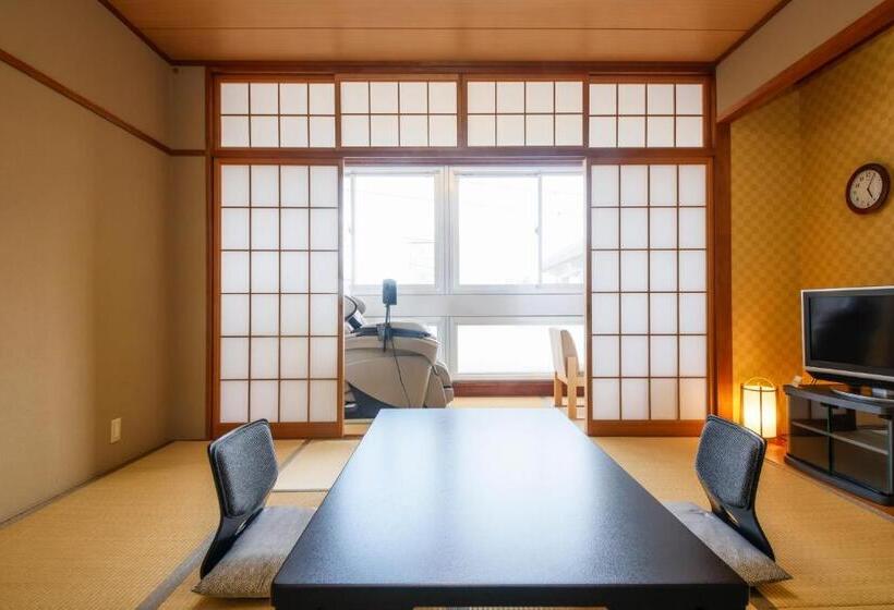 Quarto Quádruplo Estandar, Ikoitei Kikuman