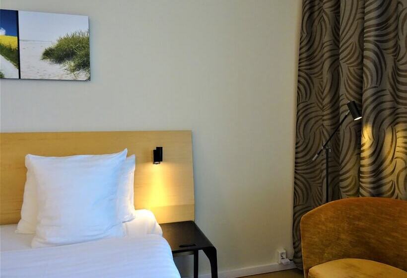 חדר סטנדרט, L Erikslund