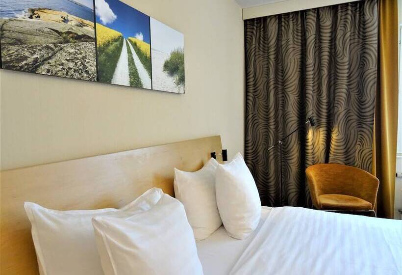 חדר סטנדרט יחיד, L Erikslund