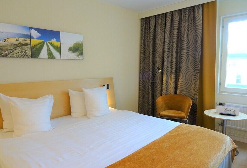 חדר סטנדרט יחיד, L Erikslund