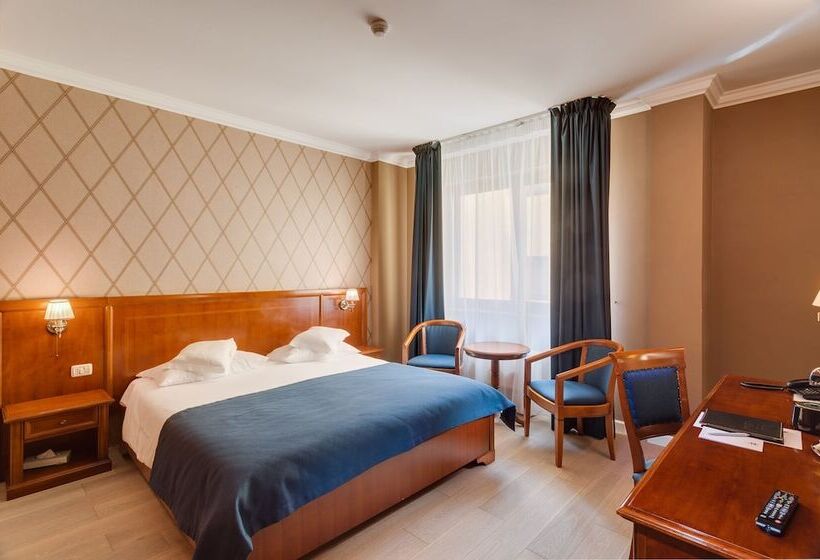 スタンダードルーム, Opera Plaza