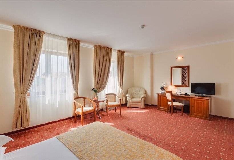 エクゼクティブルーム, Opera Plaza