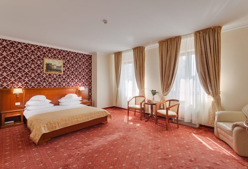 エクゼクティブルーム, Opera Plaza