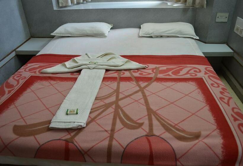 חדר דלוקס, T.a.p Paradise