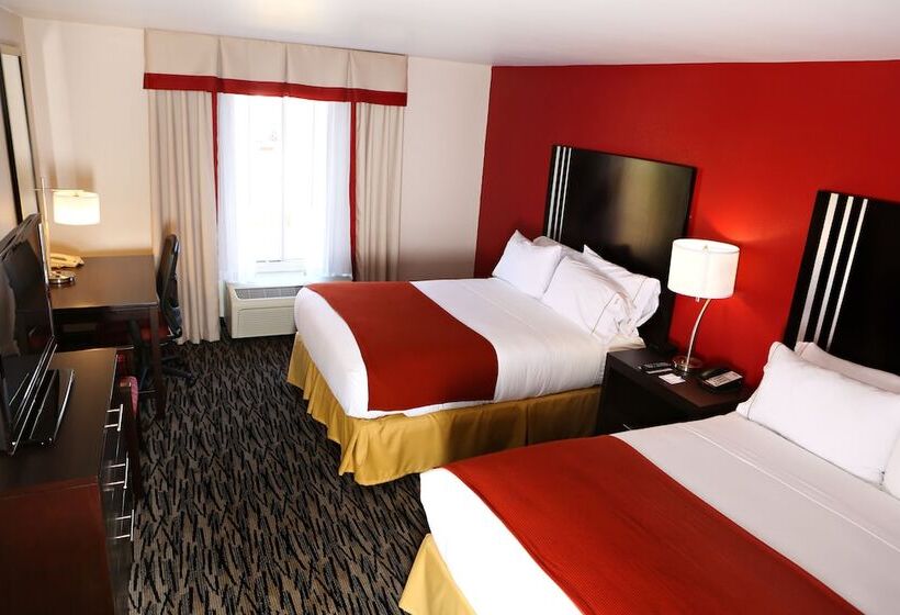 סוויטה, Holiday Inn Express Hotel & Suites   Sumter, An Ihg