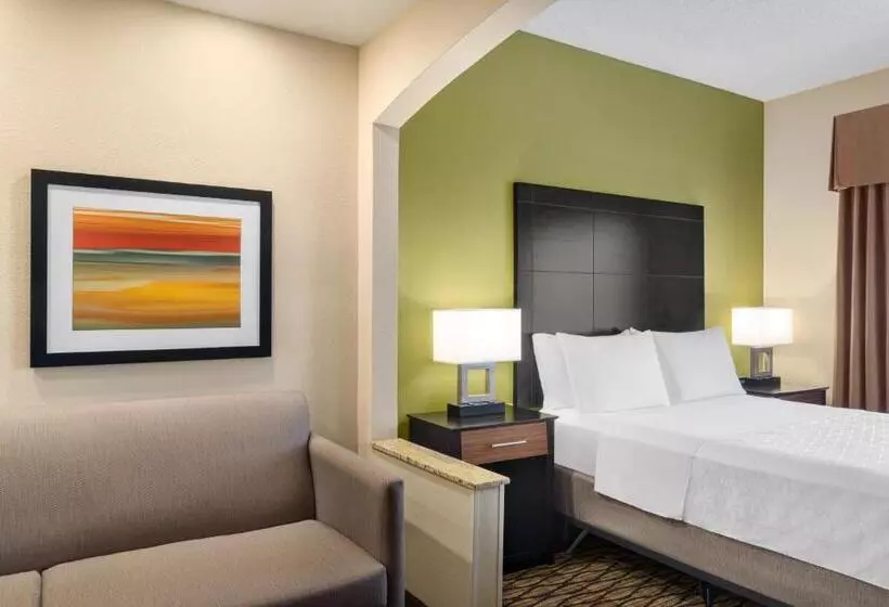 身障者適用スイートルーム, Holiday Inn Express Hotel & Suites Edmond, An Ihg