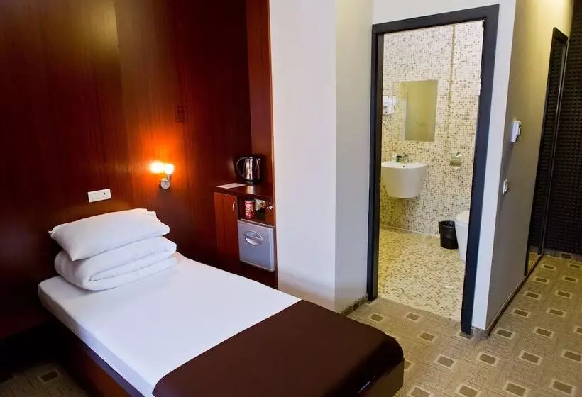 اتاق استاندارد یک نفره, Olsi