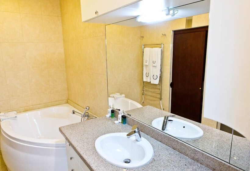 آپارتمان 1 خوابه, Pensiune Turistica Olsi