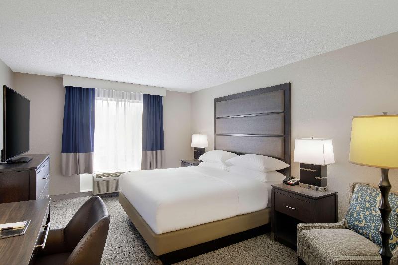 스탠다드 룸 킹사이즈 침대, Doubletree By Hilton Richmond Airport