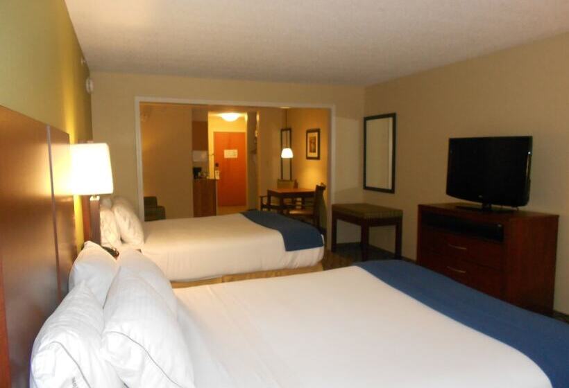 Люкс, Holiday Inn Express & Suites Lancaster By Ihg