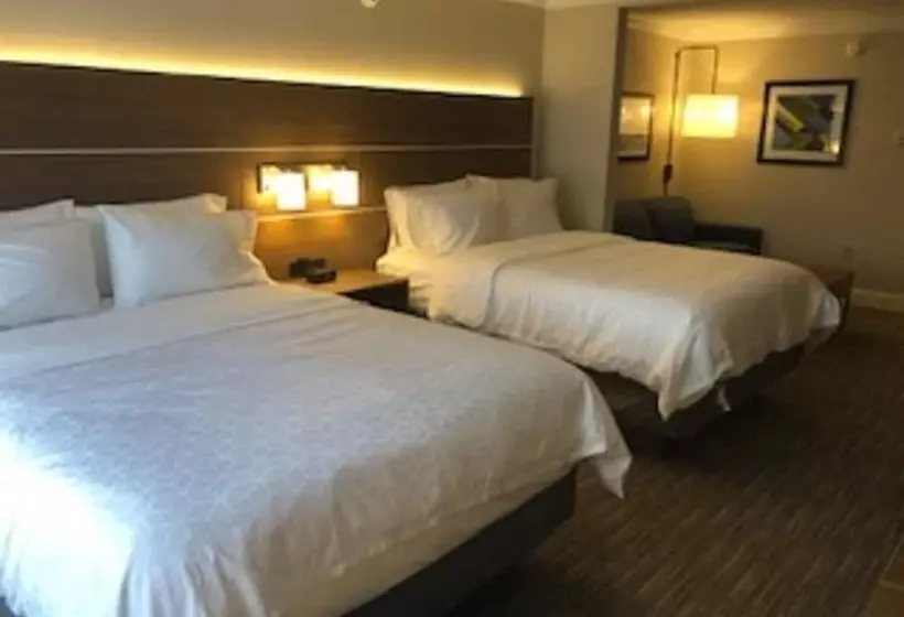 سوییت, Holiday Inn Express & Suites Williamsport, An Ihg