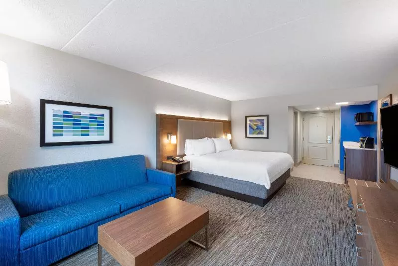 身障者適用スイートルーム, Holiday Inn Express State College At Williamsburg Square, An Ihg