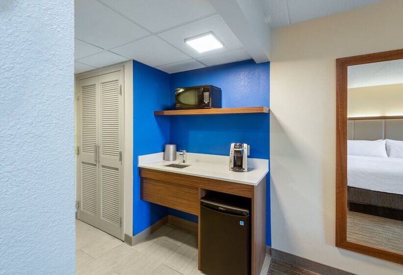 스탠다드 룸 더블 침대 2개, Holiday Inn Express State College At Williamsburg Square, An Ihg