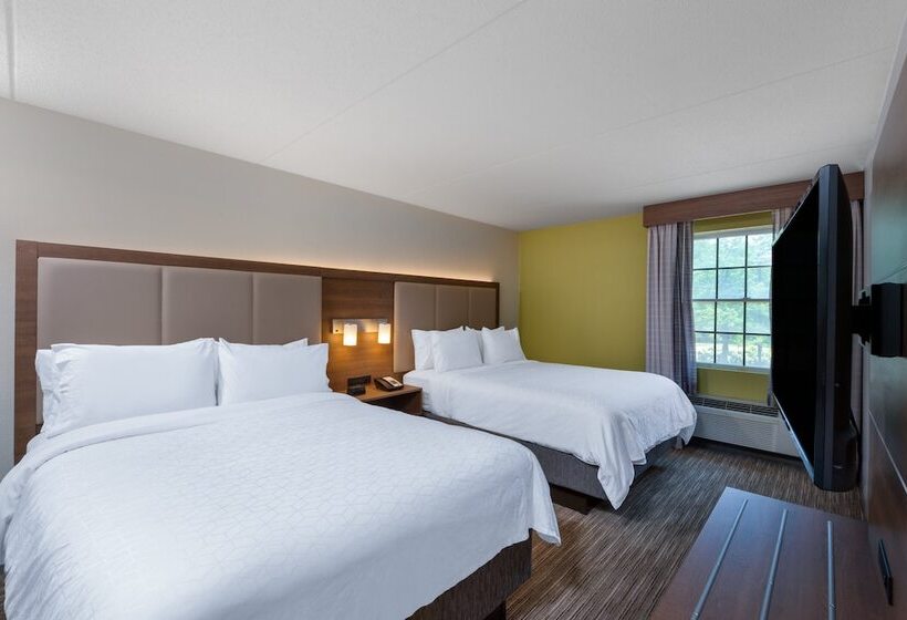 스탠다드 룸 더블 침대 2개, Holiday Inn Express State College At Williamsburg Square, An Ihg