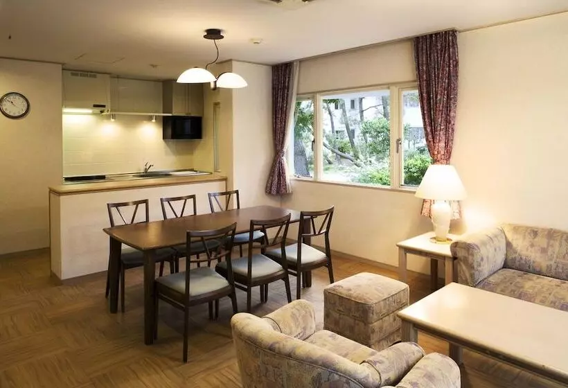 ファミリールーム, Luxze Hitotsuba/cottage Himuka