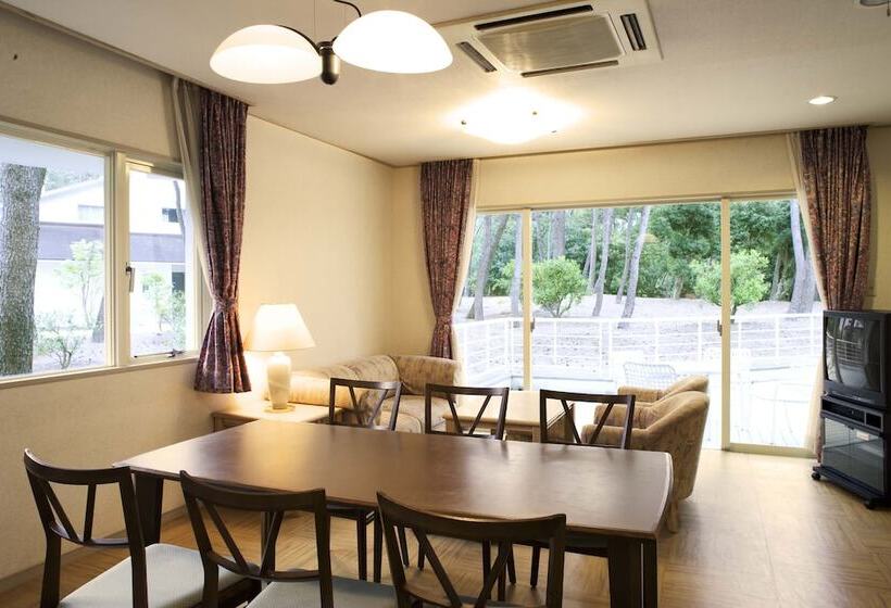 חדר משפחתי, Luxze Hitotsuba/cottage Himuka