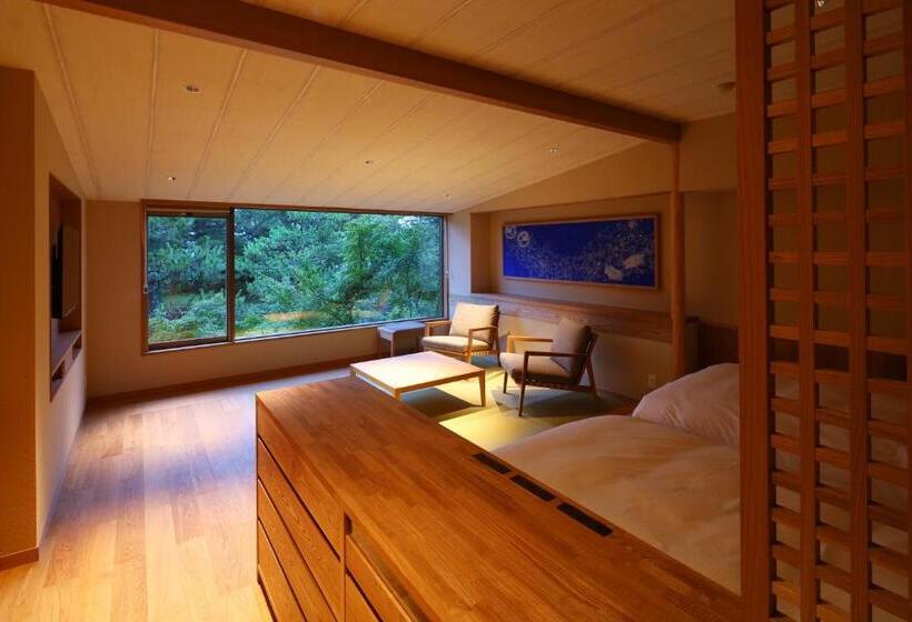 غرفة قياسية ذات إطلالة, Monjusou