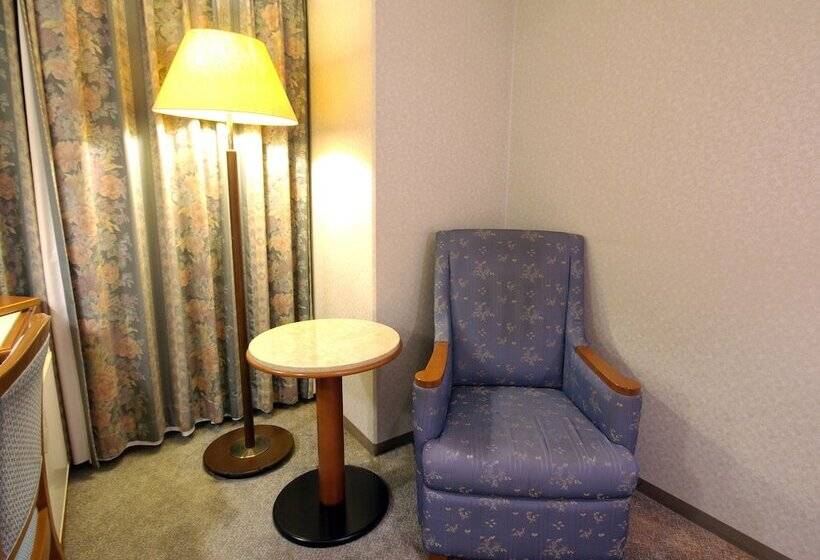 اتاق استاندارد, Sasebo Washington