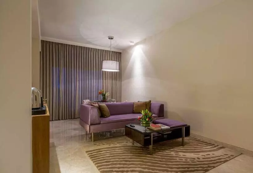 プレジデントスイートルーム, Vivanta Bengaluru, Whitefield