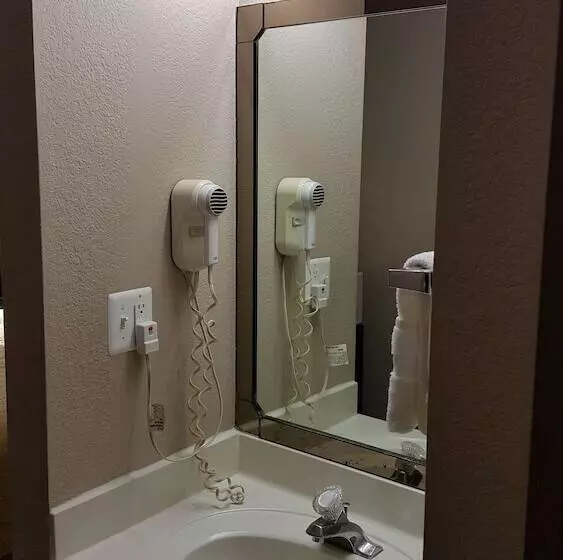 ２ダブルベッドのスタンダードルーム, Gurnee Motel