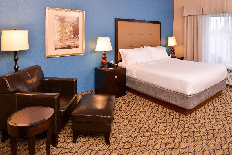 Номер Executive Кровать Кинг, Holiday Inn Express Hotel & Suites Wichita Falls, An Ihg