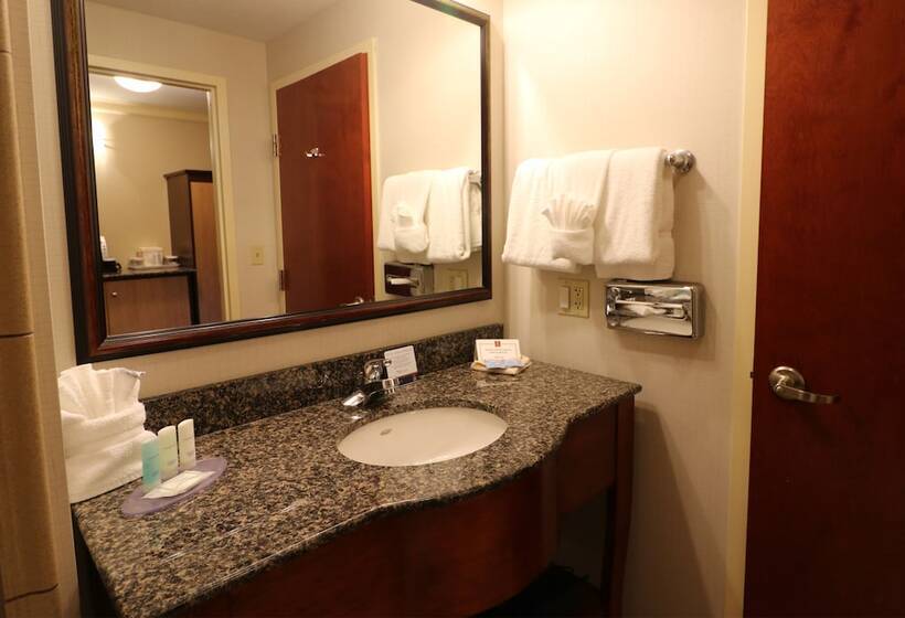 اتاق استاندارد با 2 تخت دوبل, The Walden, Trademark Collection By Wyndham