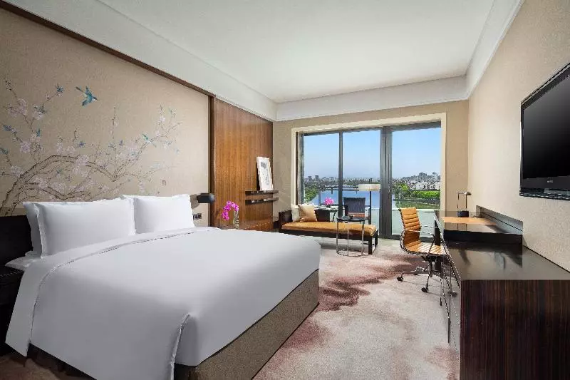 プレミアムルーム, Crowne Plaza Huangshan Yucheng, An Ihg