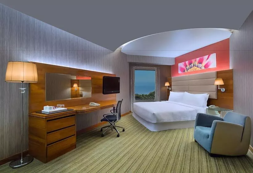 バルコニー付プレミアムルーム, Four Points By Sheraton Visakhapatnam