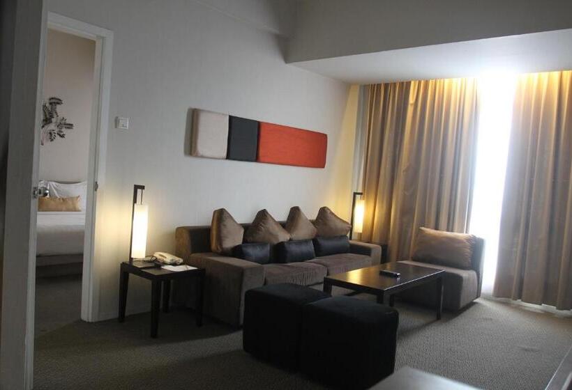 סוויטת ג'וניור, Grand Zuri Cikarang Jababeka