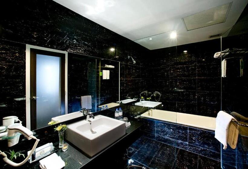 סוויטה נשיאותית, Grand Zuri Cikarang Jababeka