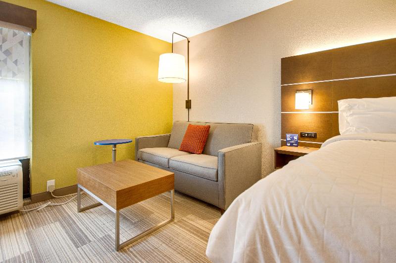 스탠다드 룸 킹사이즈 침대, Holiday Inn Express Dublin, An Ihg