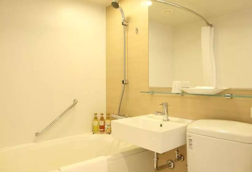 اتاق استاندارد یک نفره, Keihan Kyobashi Grande